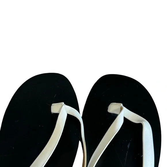 NEW Madewell The Gabi Thong Slide Sandal 9.5 Leather Black White - Picture 3 of 8